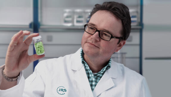 对每一根纤维都充满好奇。