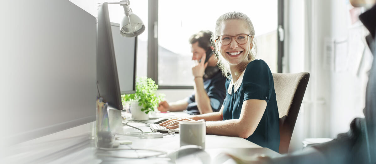 您是否愿意作为实习生或毕业论文的一部分，与我们一起解决问题，使 JRS 更加多元化？